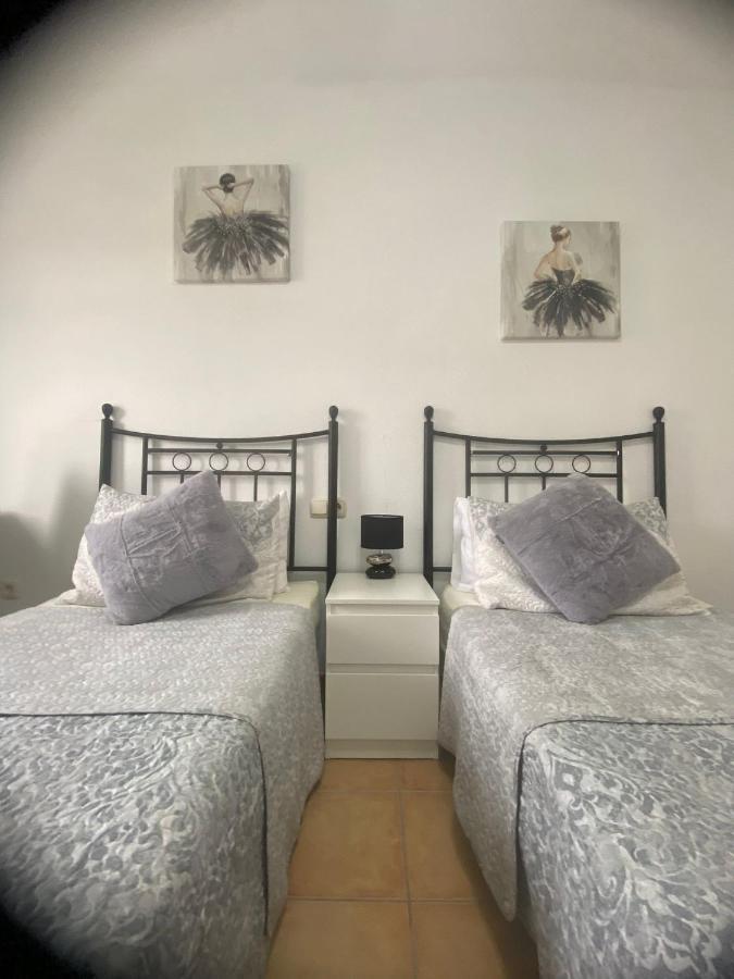Casa Orilla! Beautiful Private Holiday Villa With Hot Tub La Oliva Eksteriør billede