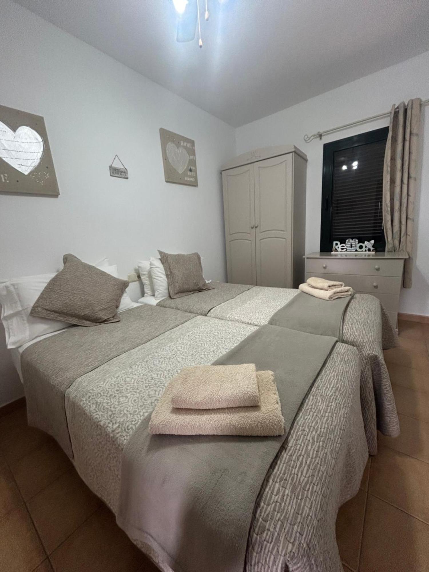 Casa Orilla! Beautiful Private Holiday Villa With Hot Tub La Oliva Eksteriør billede
